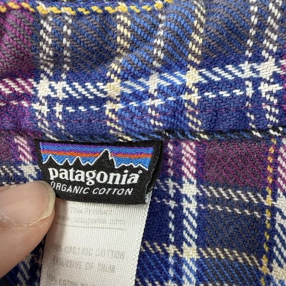 Patagonia Women's Fjord Flannel Shirt Sz 10 Organic Cotton Purple Plaid - Picture 3 of 7